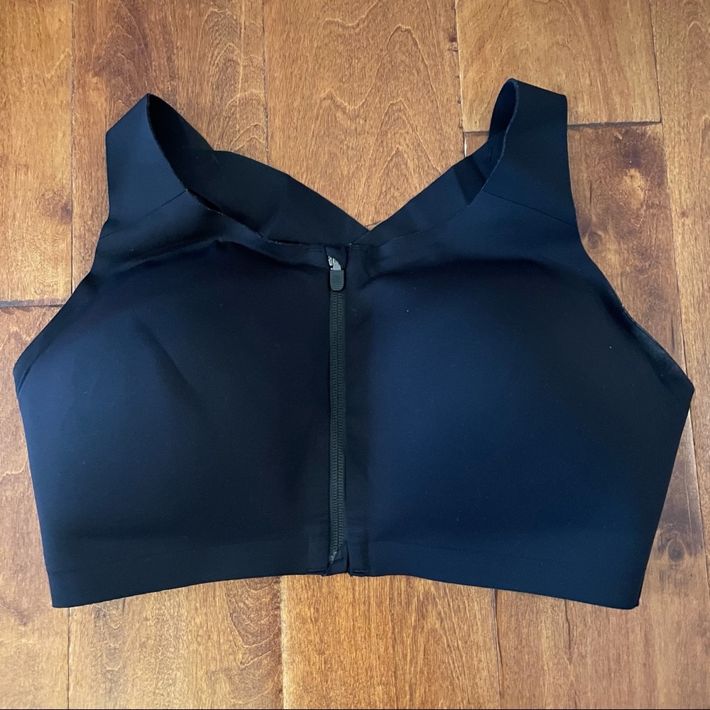 Lululemon Black 36E Enlite Bra